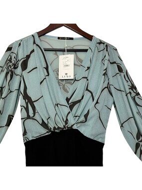 L.U.X.O Celine WOmens Long Sleeve Bodysuit With V-Neckline & Snap Closure - Blue